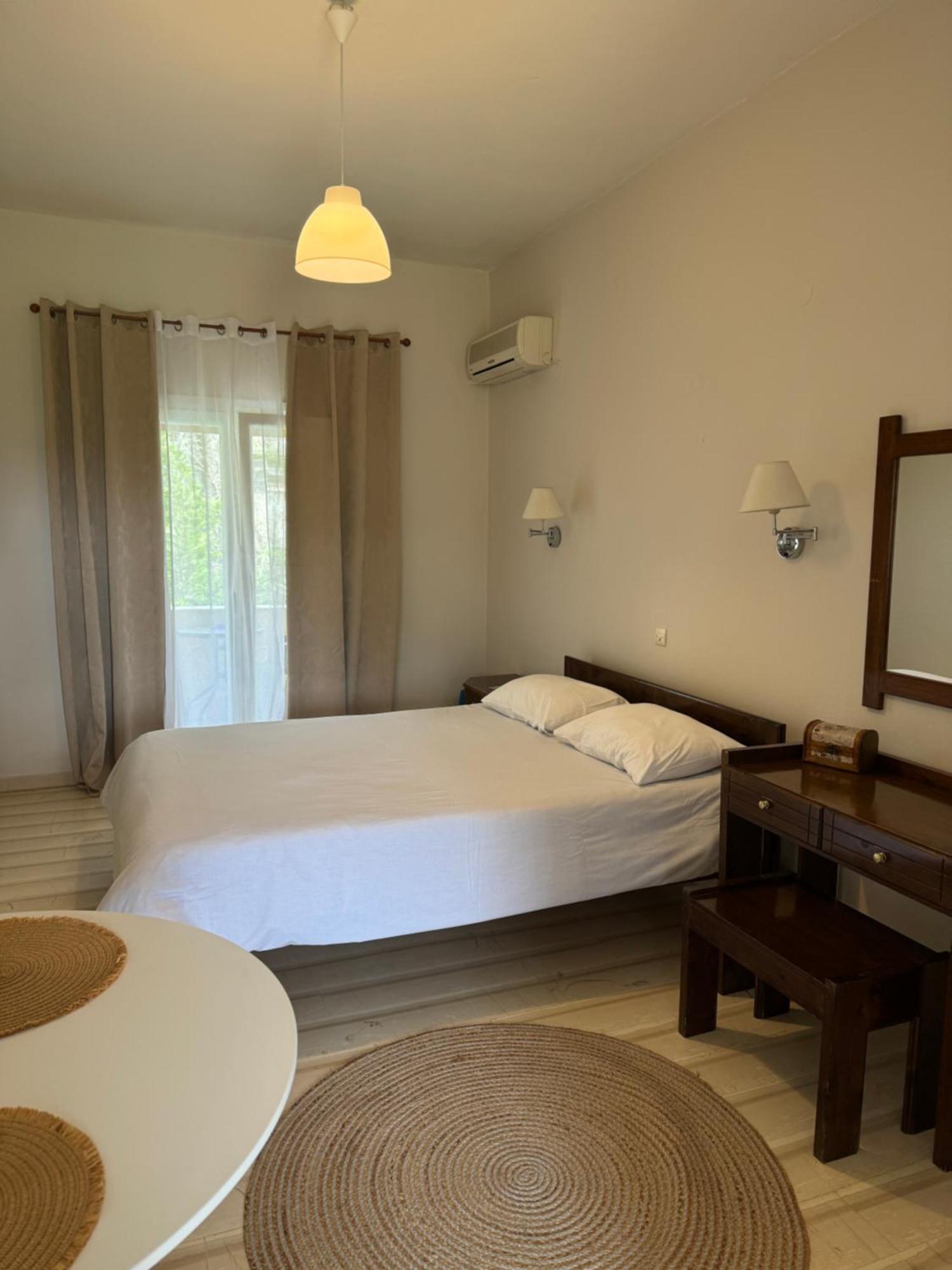 Olive Garden Studios & Apartments Acharavi  Exterior photo